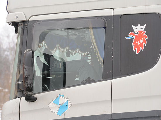 Калининградские перевозчики столкнулись с проблемой прекратилось грузовое сообщение с Польшей